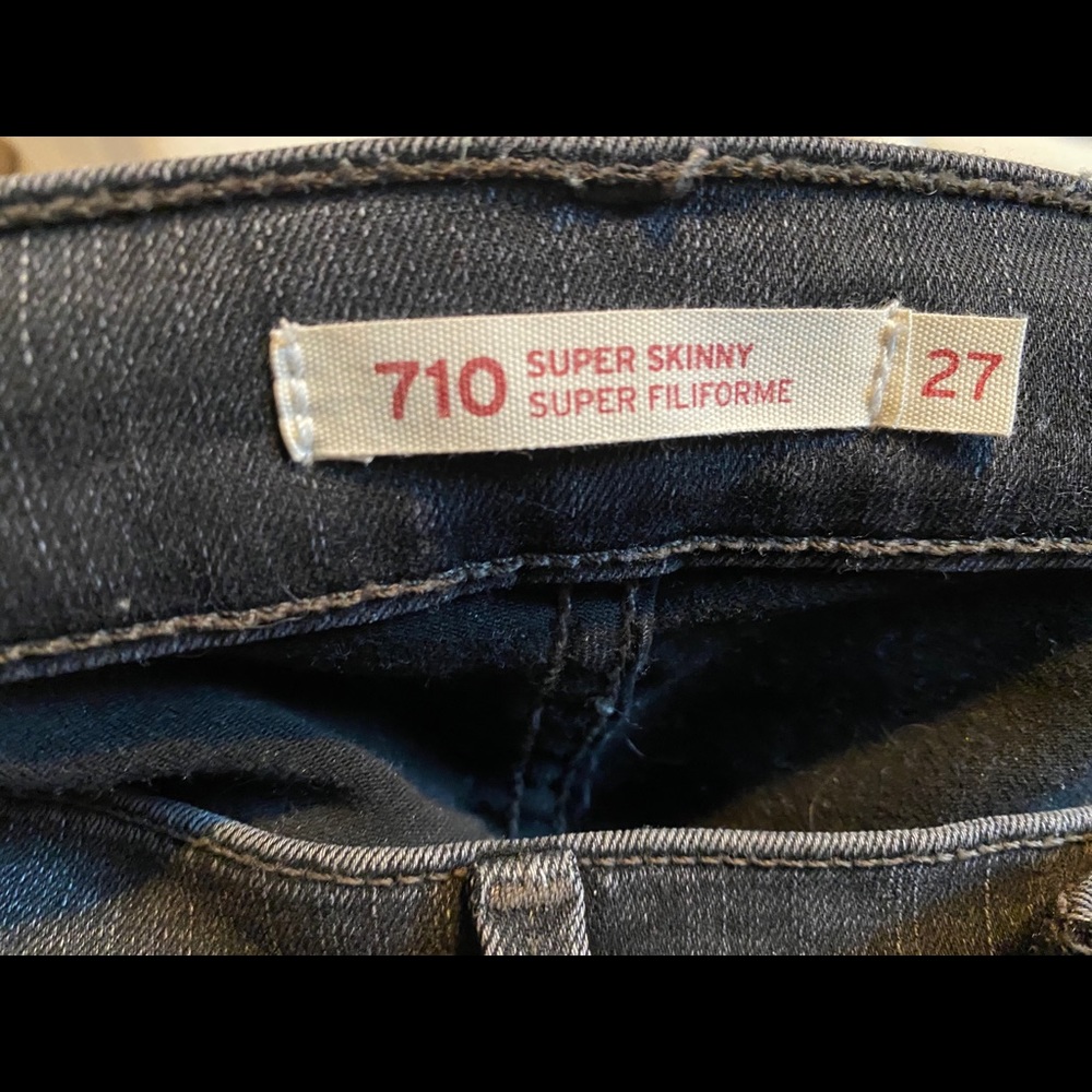 Jeans - Picture 2 of 3